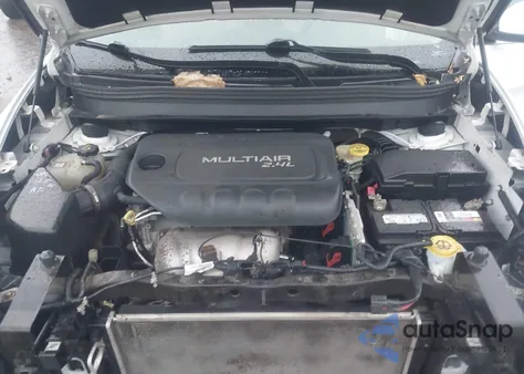 2016 Jeep Cherokee Limited z USA, uszkodzony, nr VIN 1C4PJMDB9GW357098